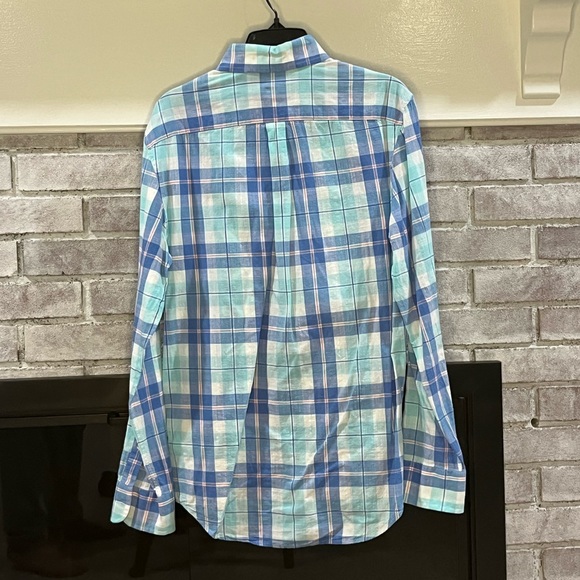 Vineyard Vines - Picture 2 of 2